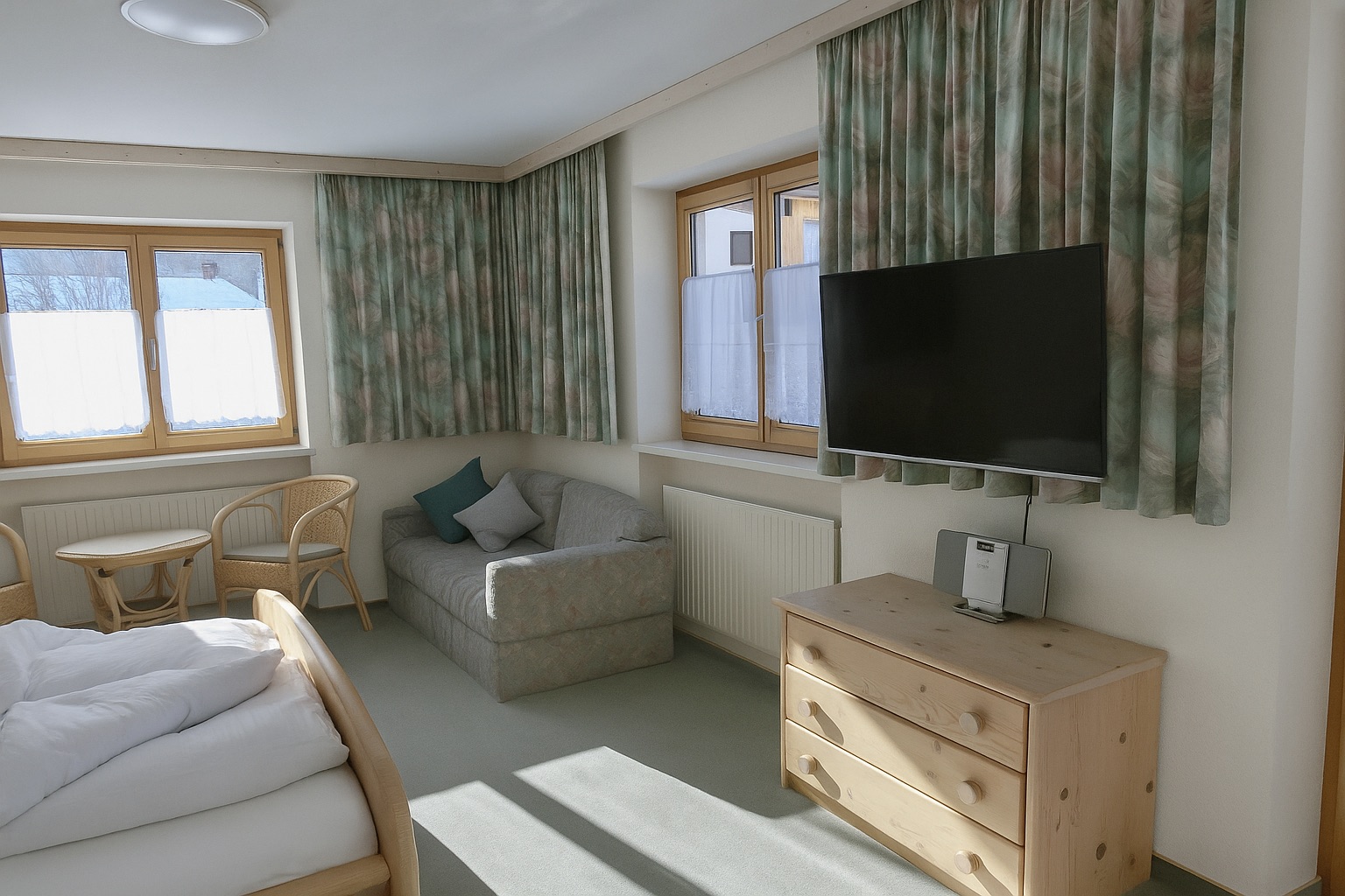 Wohn-/Schlafzimmer