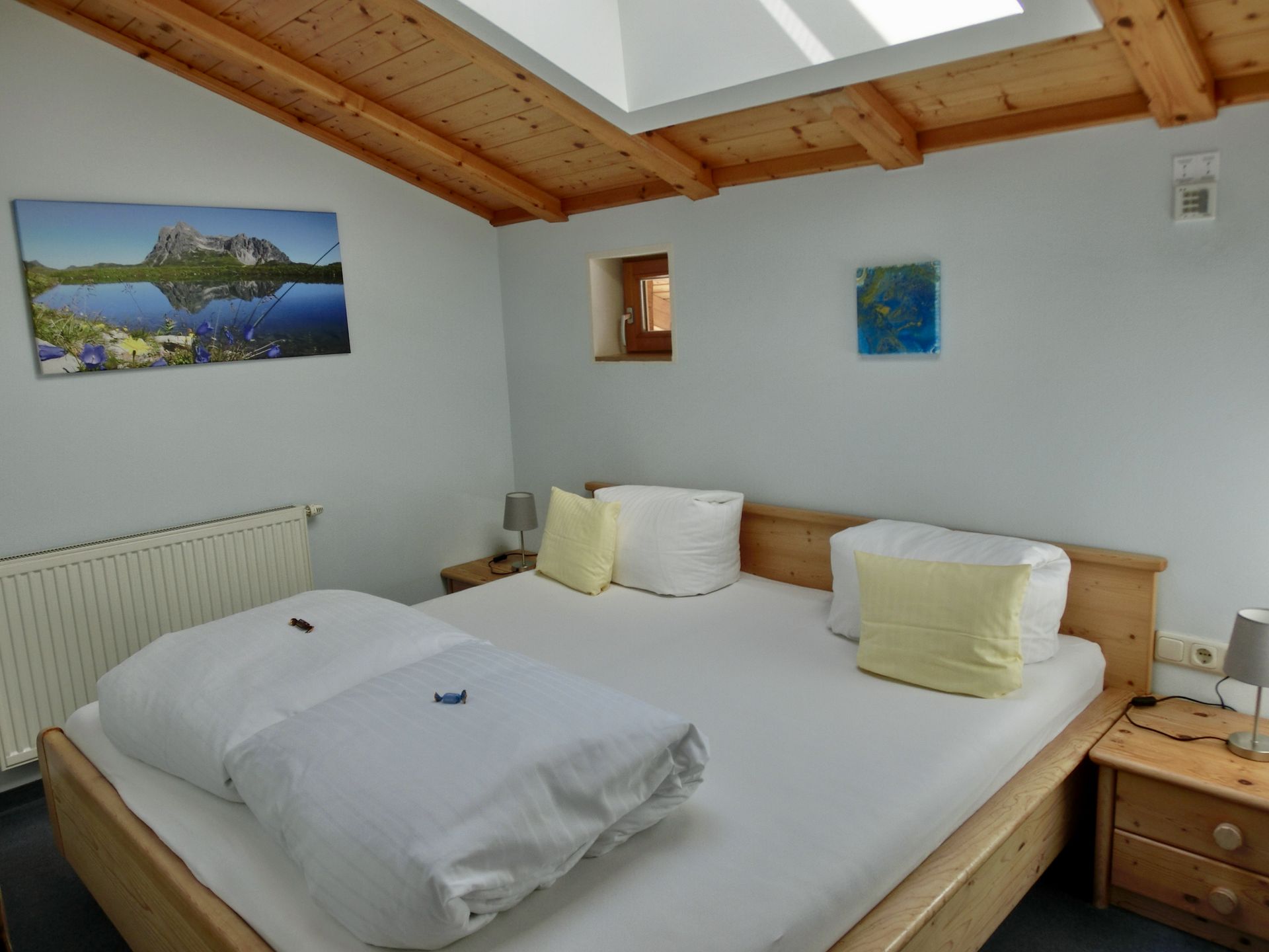 2. Schlafzimmer